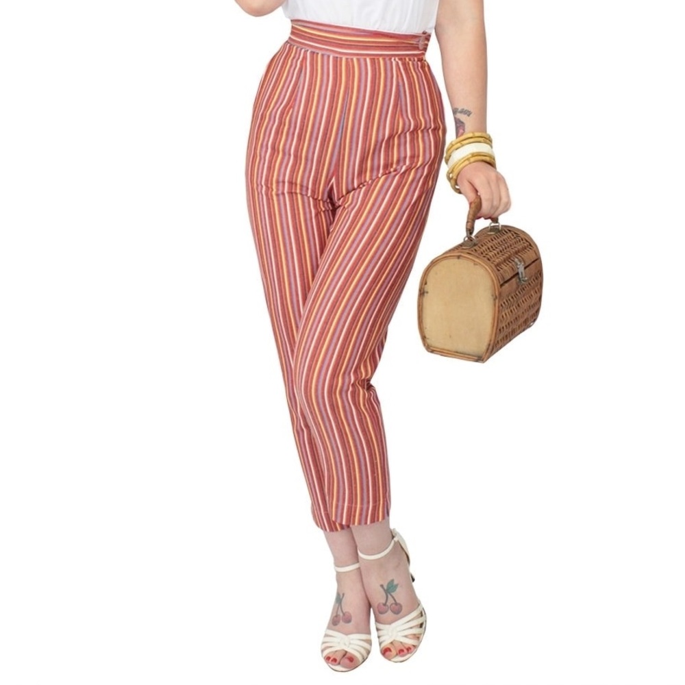 Vivien of Holloway Striped Capris